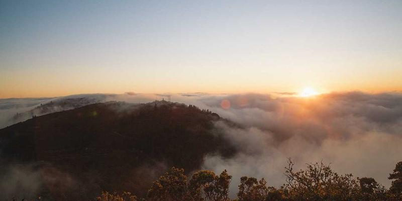 智联边缘，洞见未来：北京中自基业如何以边缘计算网关重塑工业数据采集与分析范式